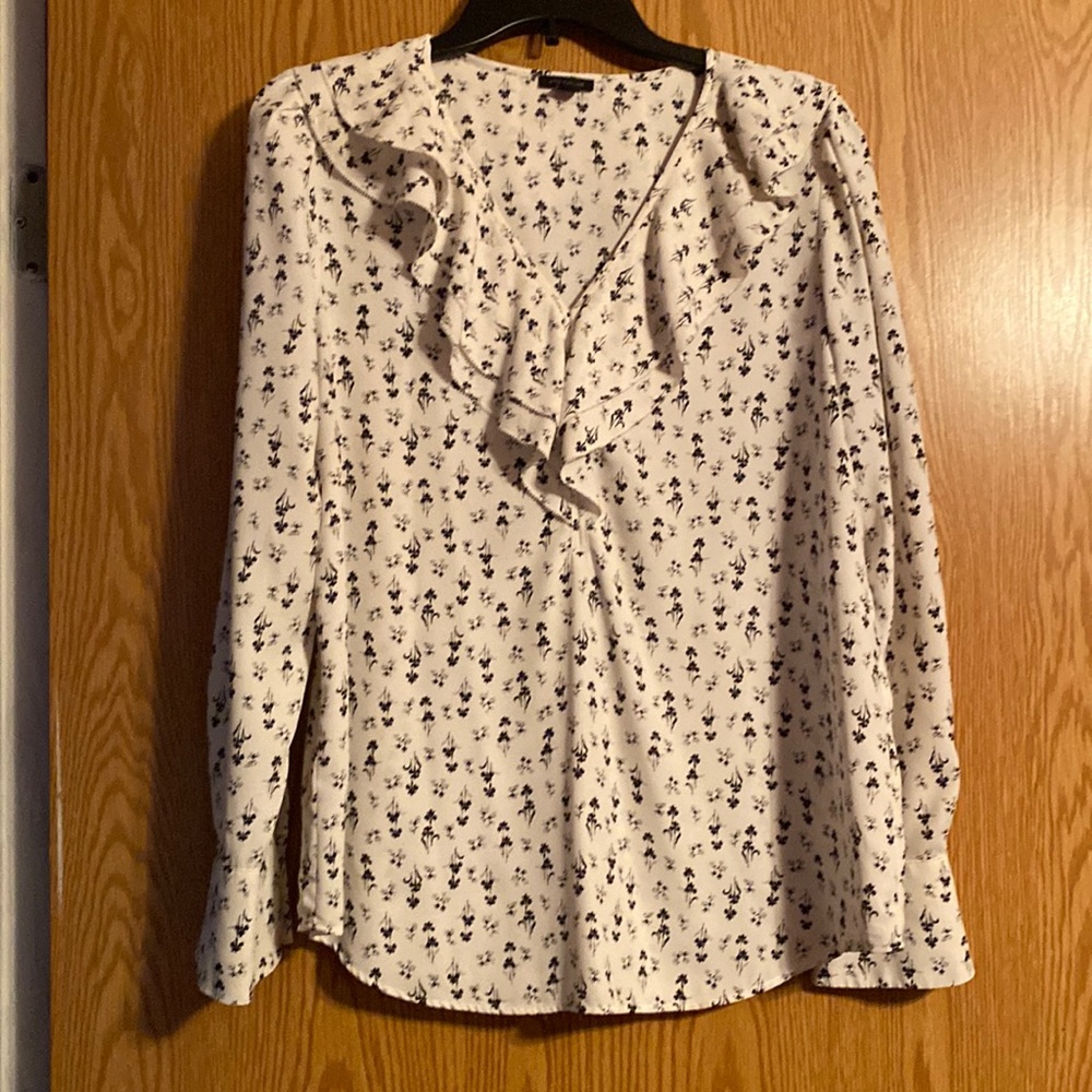 Ann Taylor long sleeved blouse